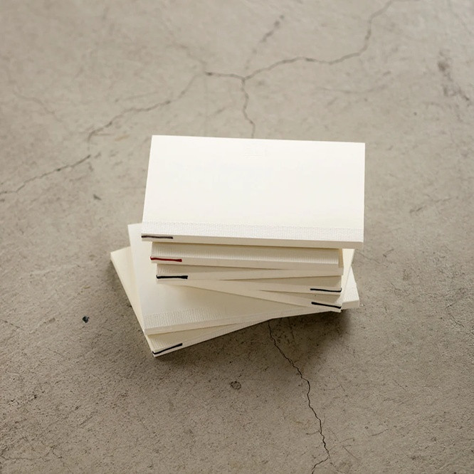 Midori MD Notebook A5 Lined A - Image 4