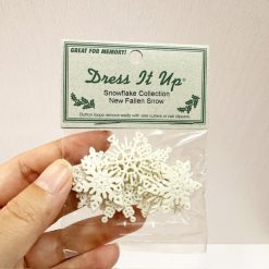 Dress It Up Memory Mates Buttons - Fallen Snow (For Scrapbooks, Journals)