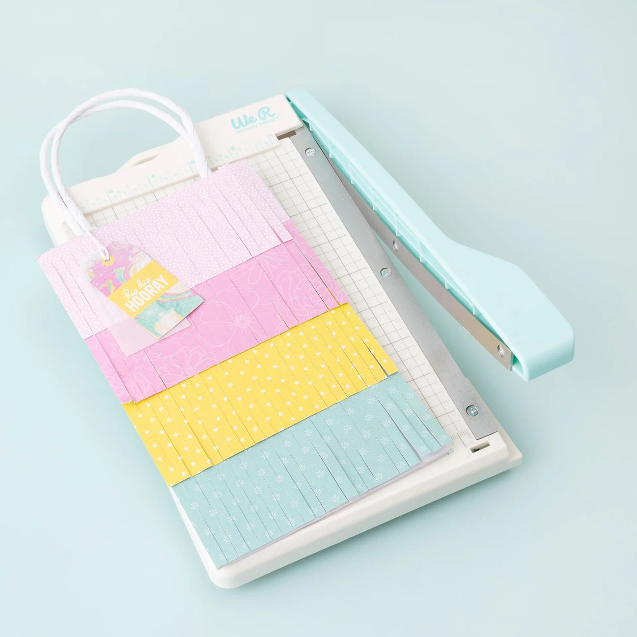 We R Memory Keepers Mini Guillotine Paper Cutter - Image 5