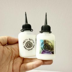 Alternative view of Cosmic Shimmer Glue 30ml (Strong Glue for Intricate Projects)